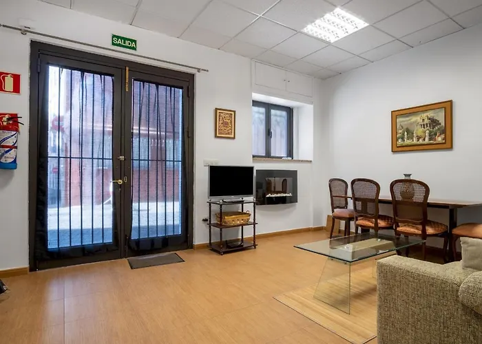 2 Bedrooms 1,5 Bathrooms Furnished - Malasana - Cozy & Vintage - Minty Stay